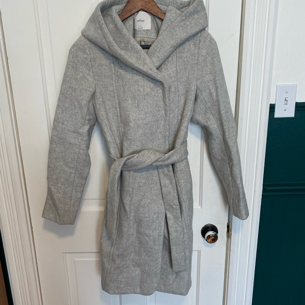 Aritzia wool and cashmere coat size small